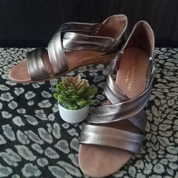 ERIC MICHAEL WEDGES SIZE 8.5 (39) - Picture 2 of 8